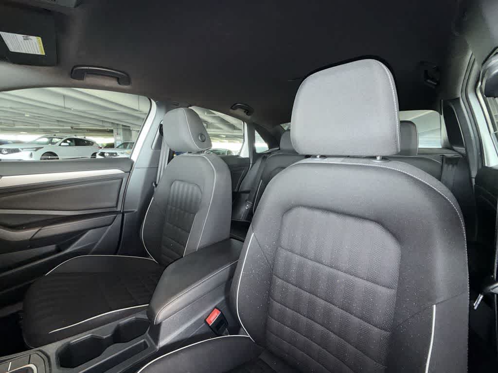 Thumbnail: 2023 Volkswagen Jetta - 14