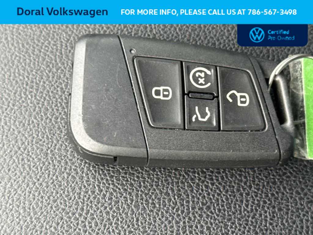 Thumbnail: 2023 Volkswagen Atlas - 28