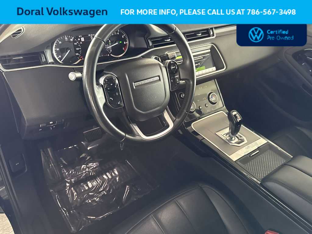 Thumbnail: 2020 Land Rover Range Rover Evoque - 13