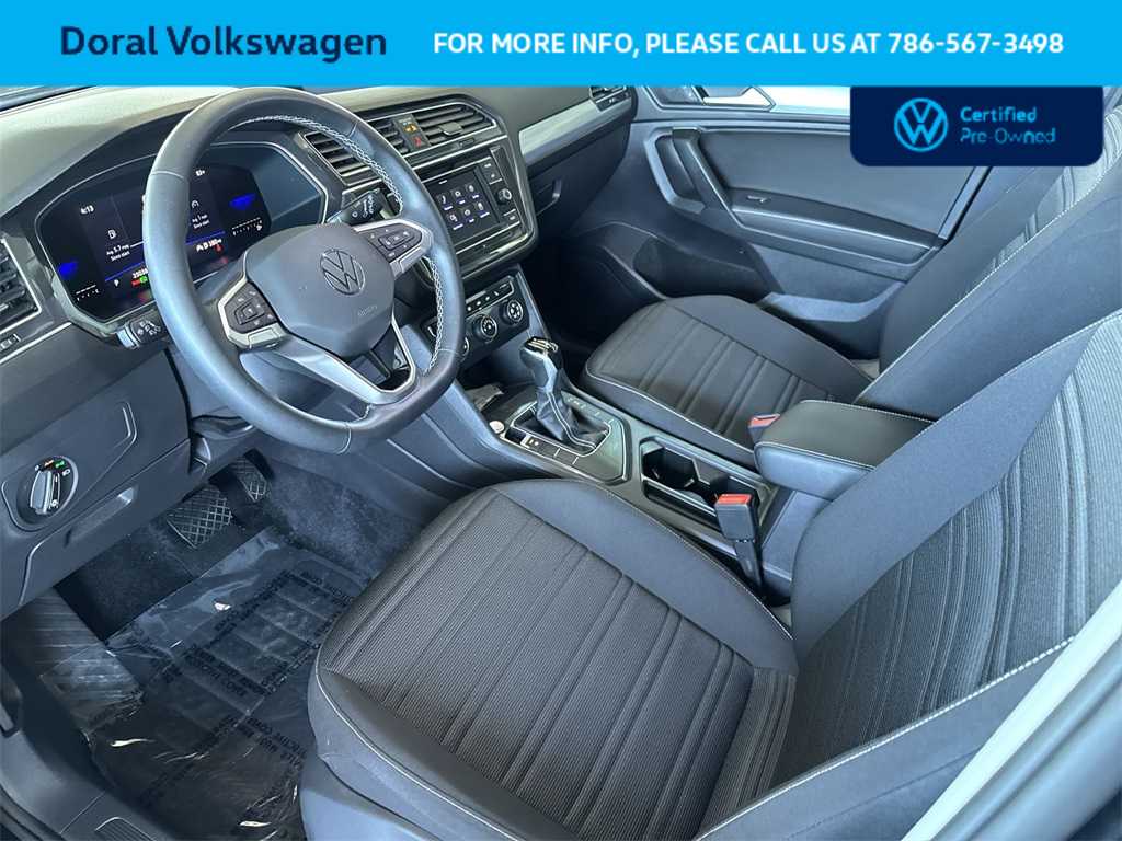 Thumbnail: 2023 Volkswagen Tiguan - 13