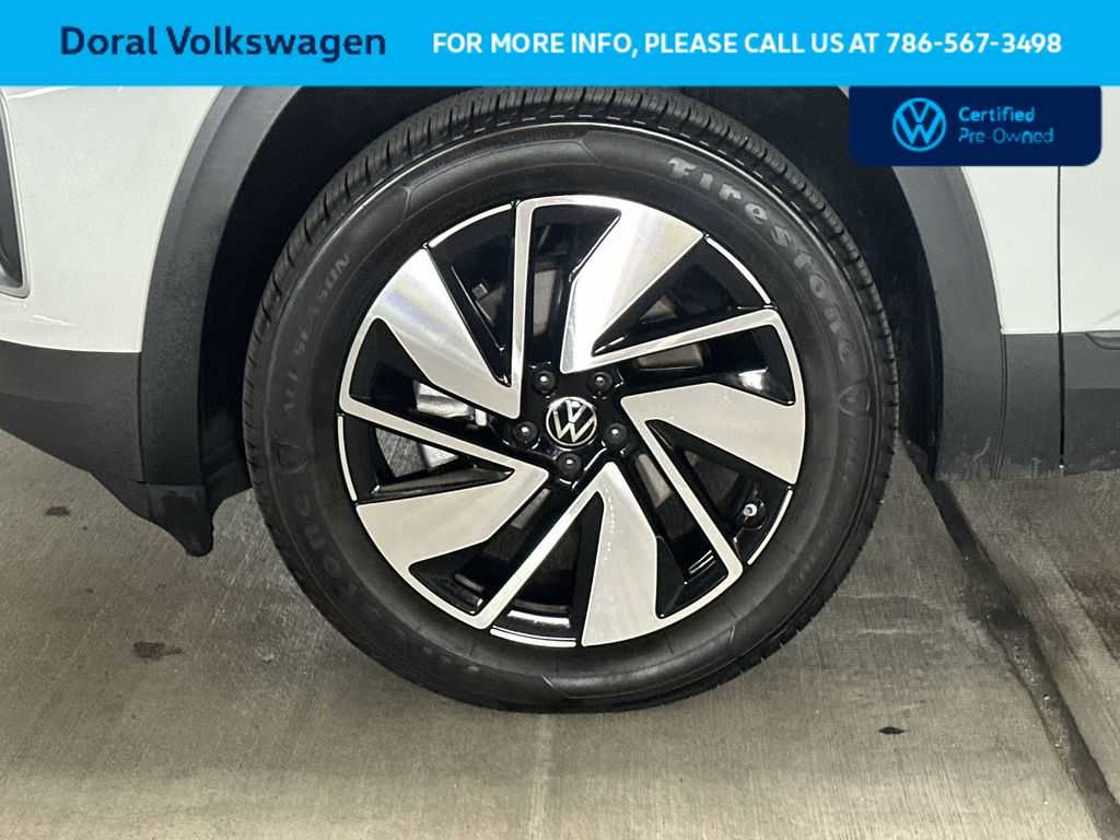 Thumbnail: 2024 Volkswagen Atlas - 11