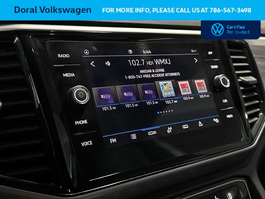 Thumbnail: 2023 Volkswagen Atlas - 18
