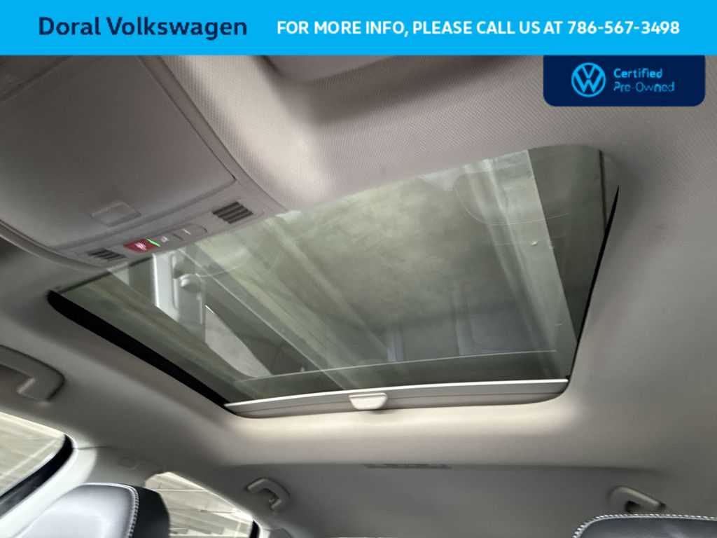 Thumbnail: 2025 Volkswagen Jetta - 17