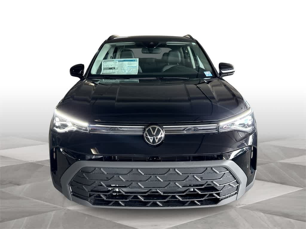 Thumbnail: 2025 Volkswagen Taos - 3