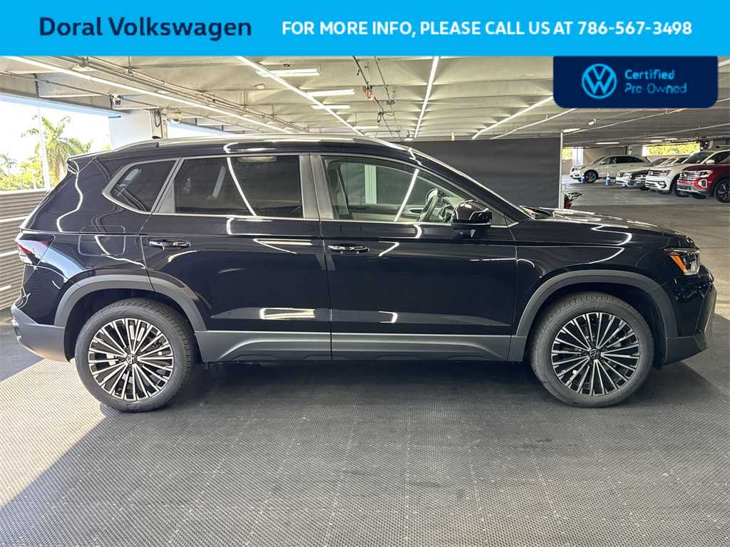 Thumbnail: 2025 Volkswagen Taos - 12