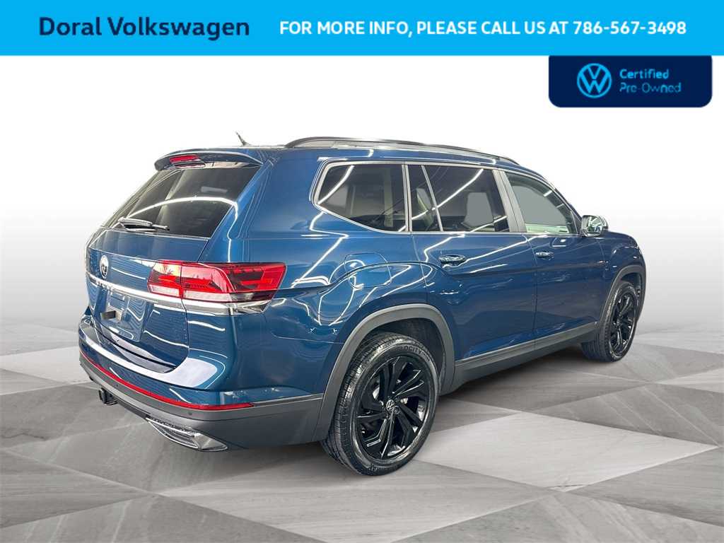 Thumbnail: 2022 Volkswagen Atlas - 8