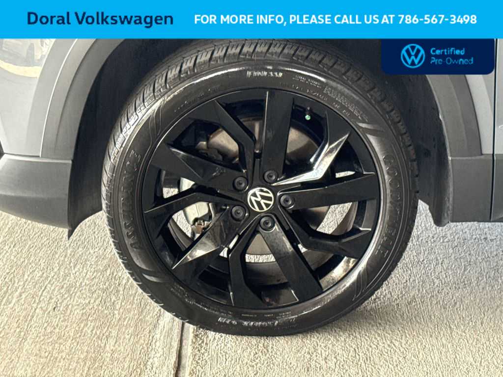 Thumbnail: 2023 Volkswagen Taos - 11