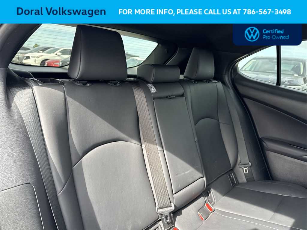 Thumbnail: 2022 Lexus UX - 26