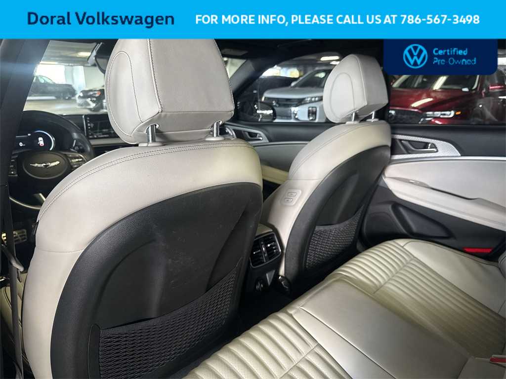 Thumbnail: 2023 Genesis G70 - 23