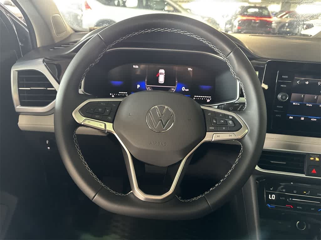 Thumbnail: 2025 Volkswagen Taos - 15