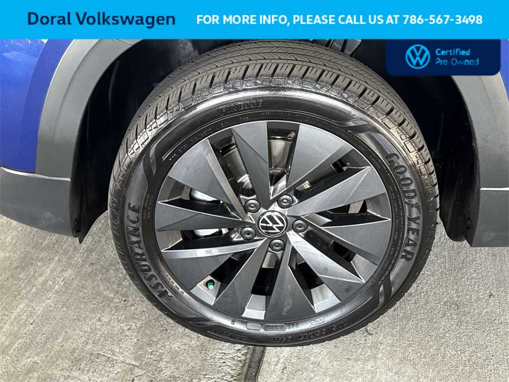 Thumbnail: 2024 Volkswagen Taos - 11