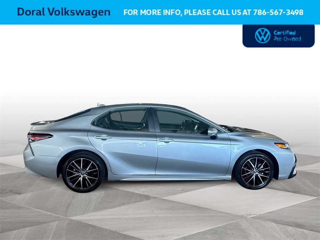 Thumbnail: 2024 Toyota Camry - 9