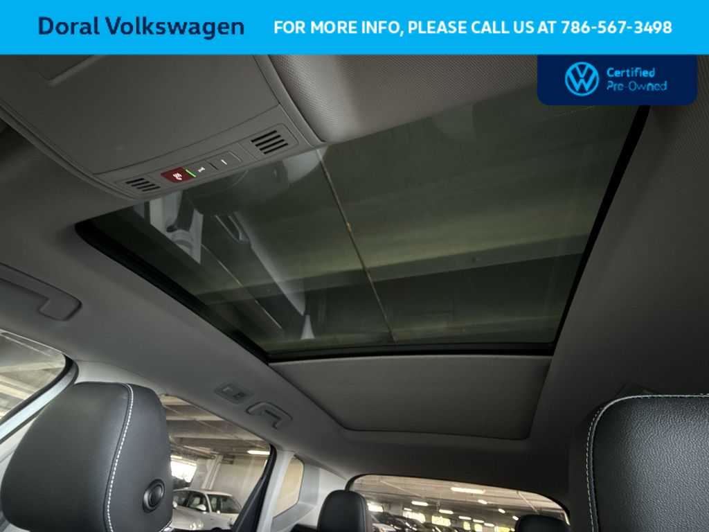 Thumbnail: 2025 Volkswagen Taos - 17