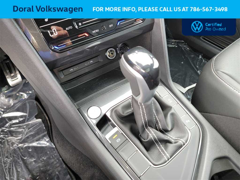 Thumbnail: 2023 Volkswagen Tiguan - 25