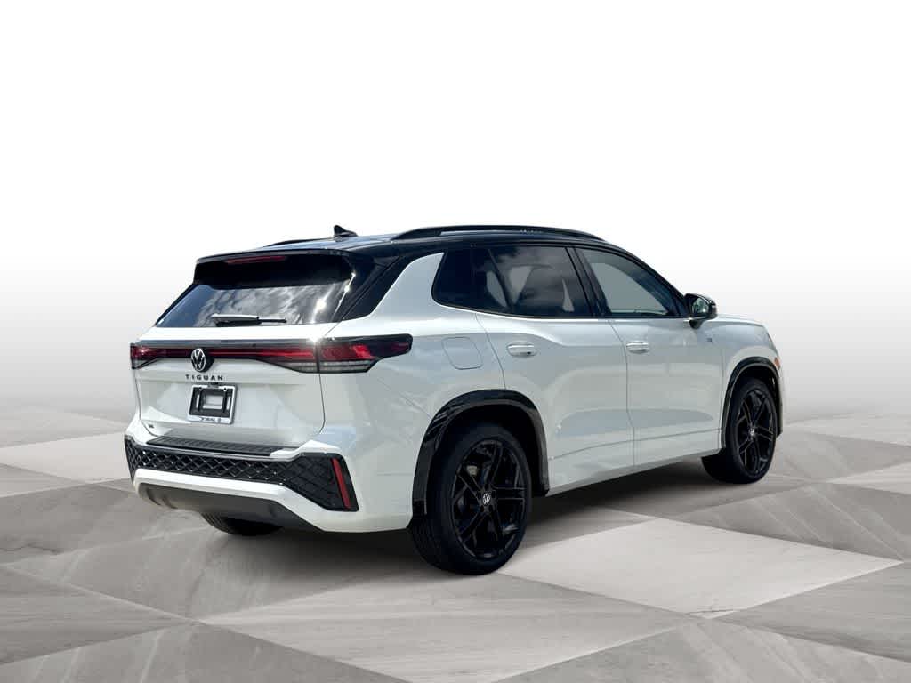 Thumbnail: 2026 Volkswagen Tiguan - 8
