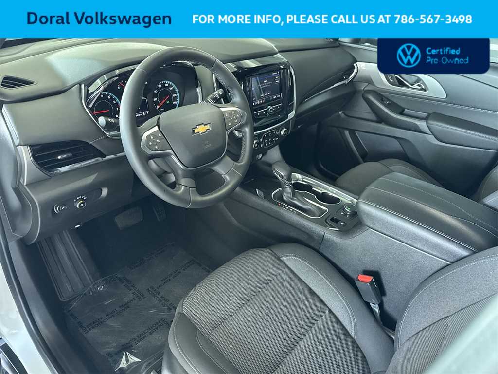 2023 Chevrolet Traverse LT 13