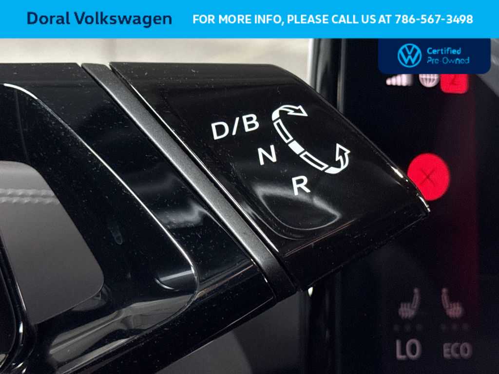 Thumbnail: 2023 Volkswagen ID.4 - 20