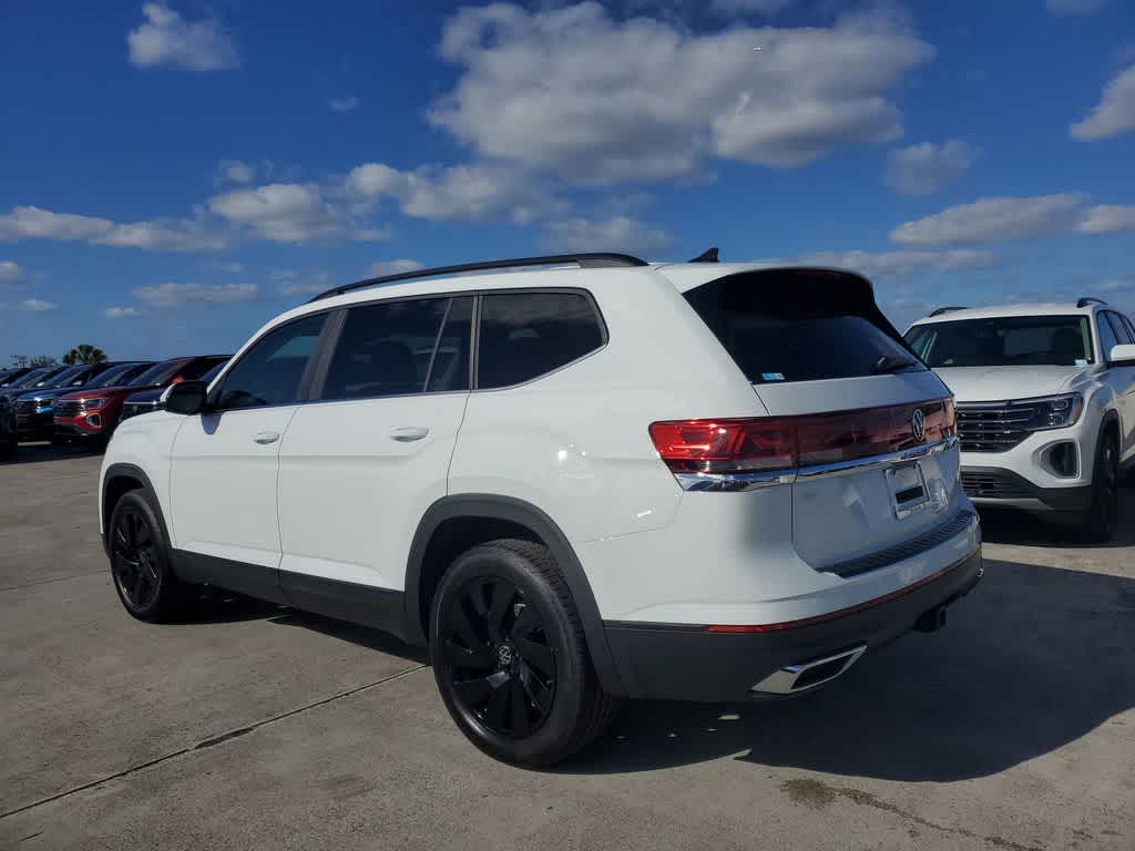 Thumbnail: 2024 Volkswagen Atlas - 15