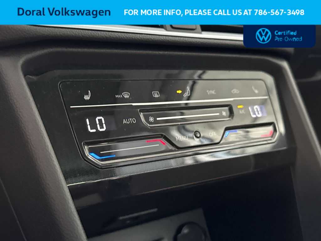 Thumbnail: 2025 Volkswagen Taos - 20