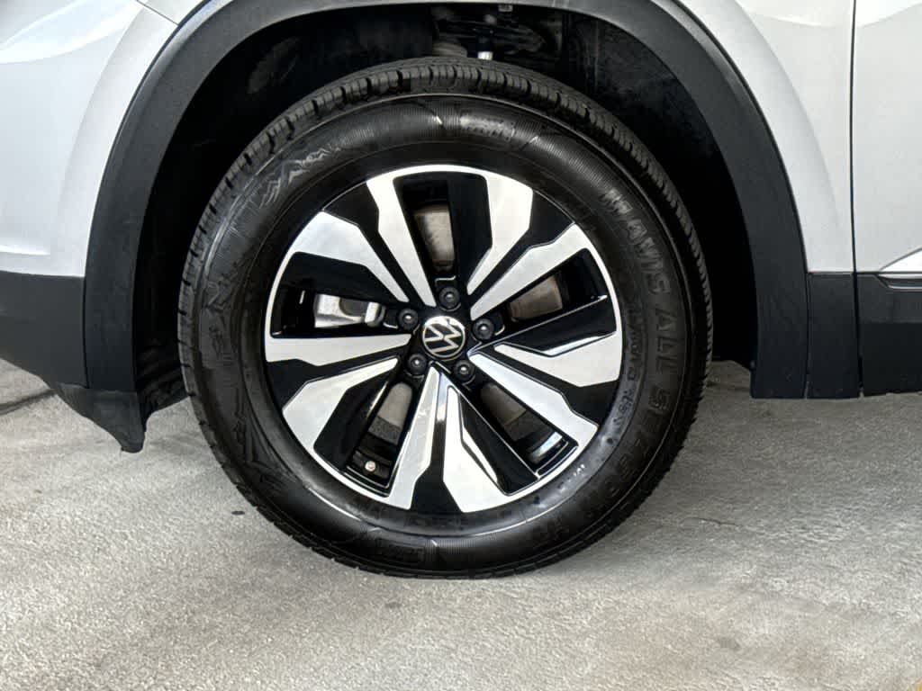 Thumbnail: 2024 Volkswagen Atlas - 11