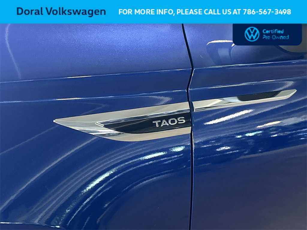 Thumbnail: 2023 Volkswagen Taos - 10