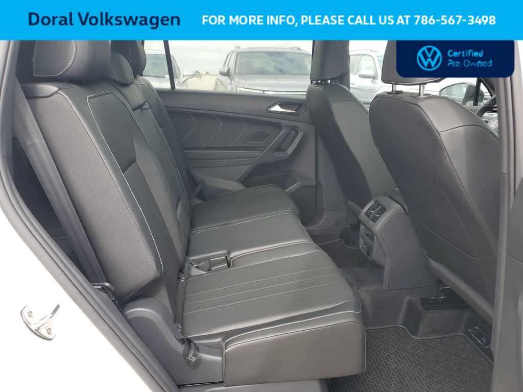 Thumbnail: 2024 Volkswagen Tiguan - 30