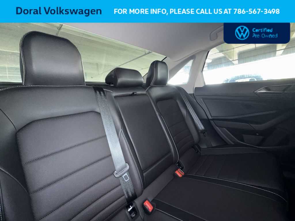 Thumbnail: 2024 Volkswagen Jetta - 26