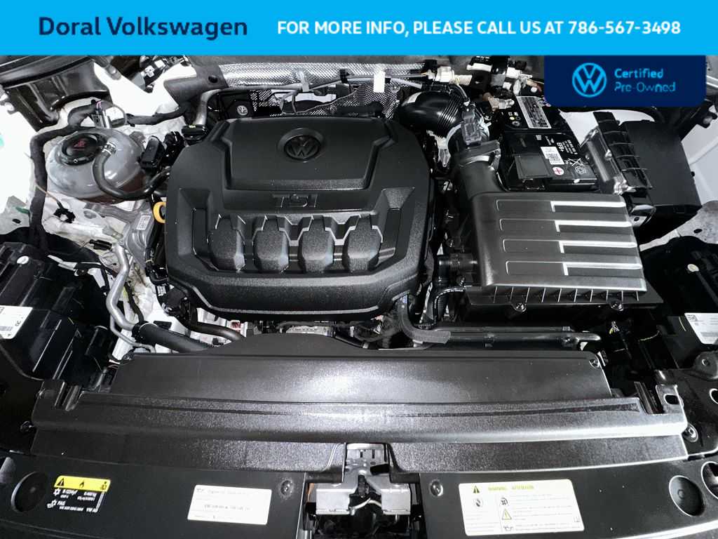 Thumbnail: 2023 Volkswagen Tiguan - 12