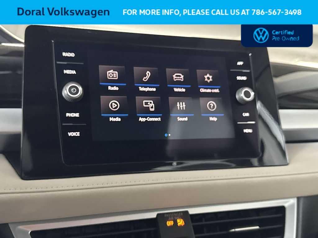 Thumbnail: 2025 Volkswagen Taos - 18