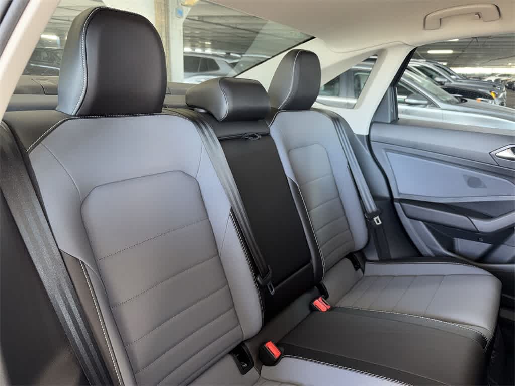 Thumbnail: 2026 Volkswagen Jetta - 26