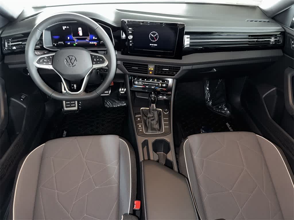 Thumbnail: 2026 Volkswagen Jetta - 24