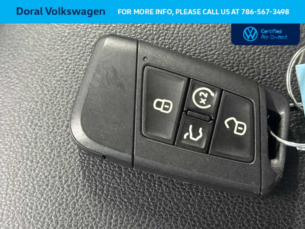 Thumbnail: 2023 Volkswagen Taos - 28