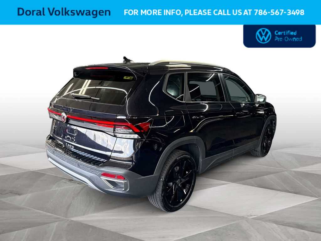 Thumbnail: 2025 Volkswagen Taos - 8