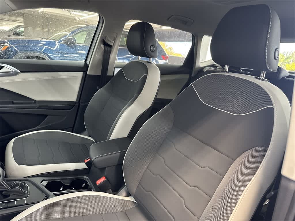 Thumbnail: 2026 Volkswagen Taos - 14