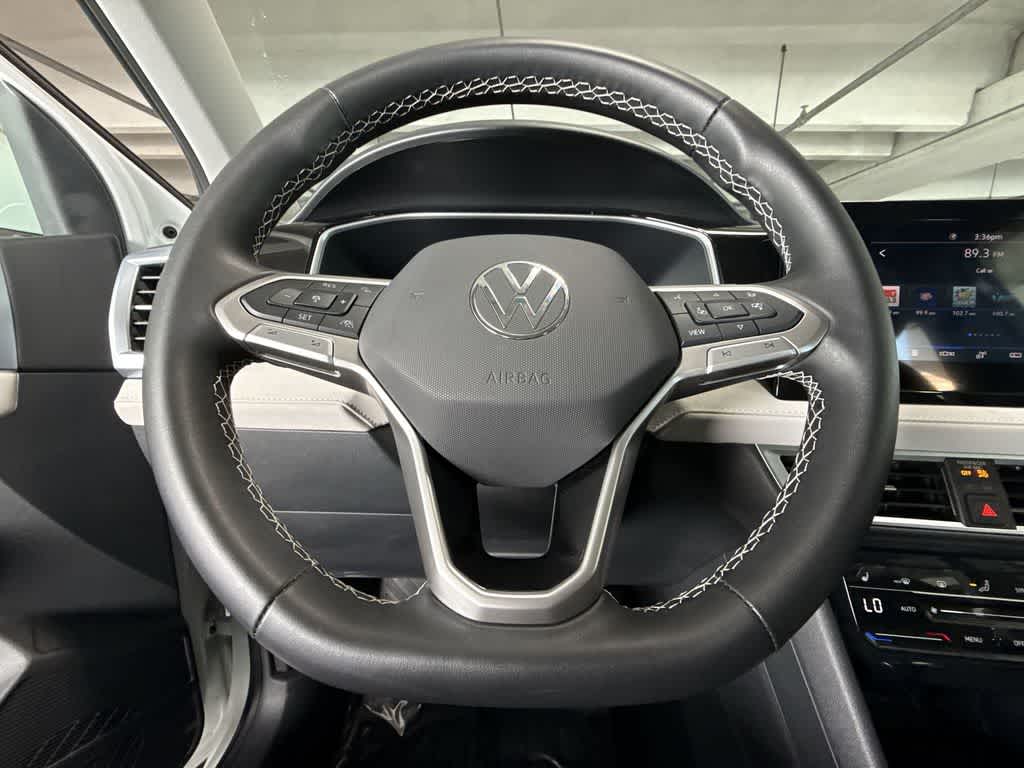 Thumbnail: 2025 Volkswagen Taos - 15