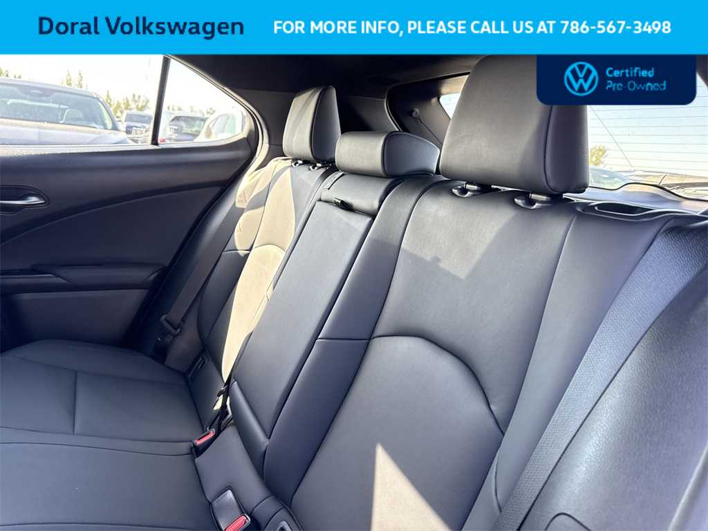 Thumbnail: 2024 Lexus UX - 22