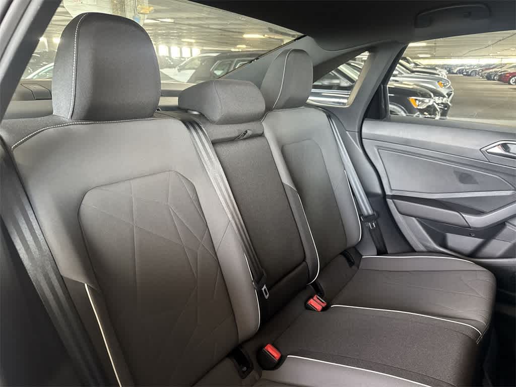 Thumbnail: 2026 Volkswagen Jetta - 26