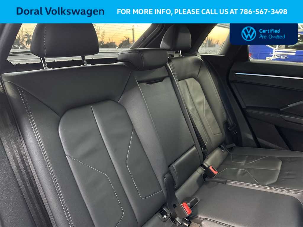 Thumbnail: 2023 Audi Q3 - 26