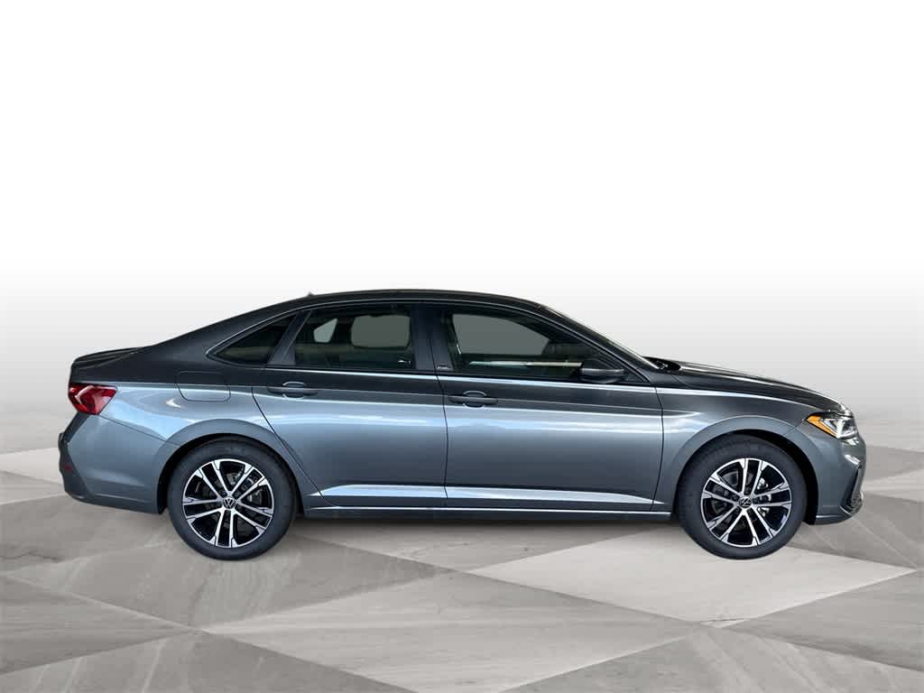 Thumbnail: 2026 Volkswagen Jetta - 9