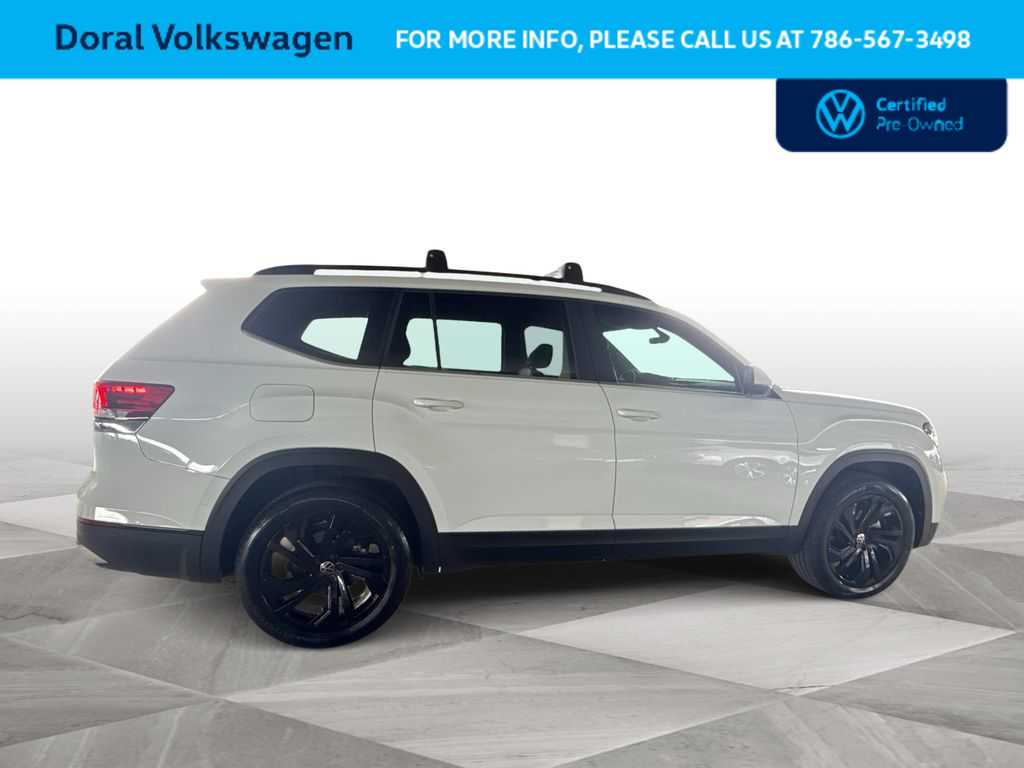 Thumbnail: 2022 Volkswagen Atlas - 9