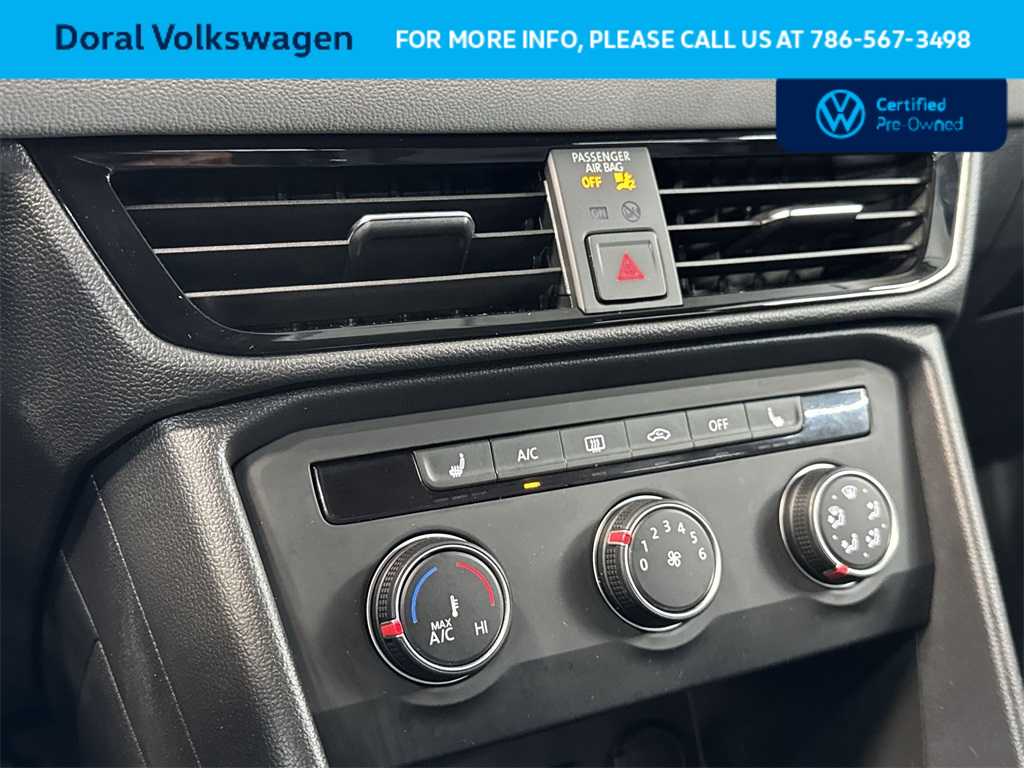 Thumbnail: 2022 Volkswagen Taos - 20