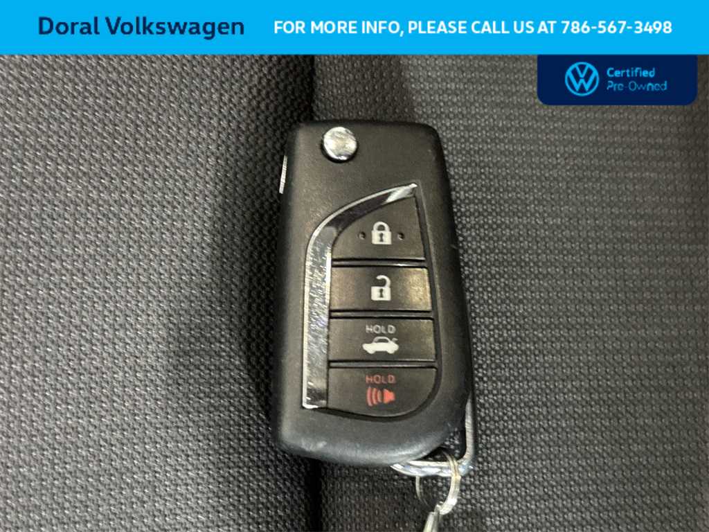 Thumbnail: 2023 Toyota Corolla - 28