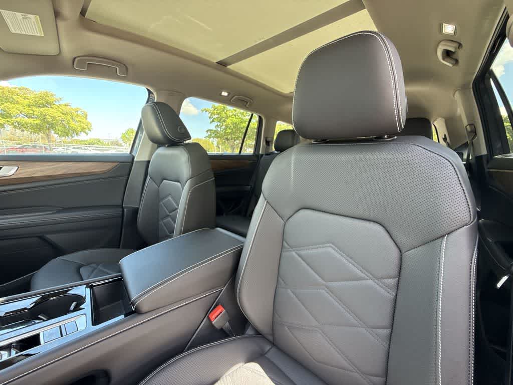 Thumbnail: 2026 Volkswagen Atlas - 14