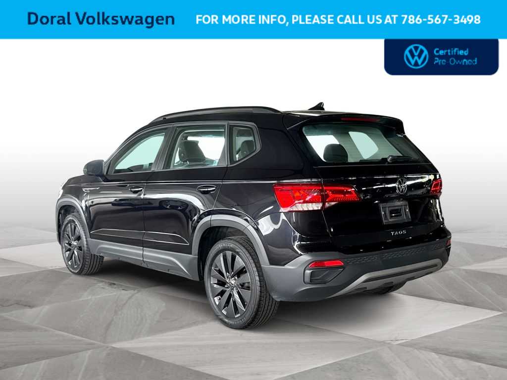 Thumbnail: 2023 Volkswagen Taos - 6