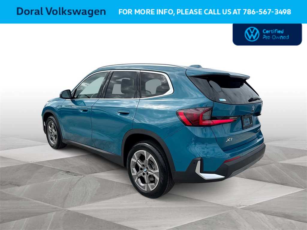 Thumbnail: 2023 BMW X1 - 6