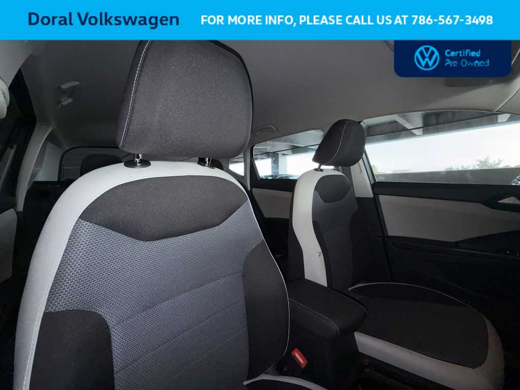 Thumbnail: 2025 Volkswagen Taos - 27