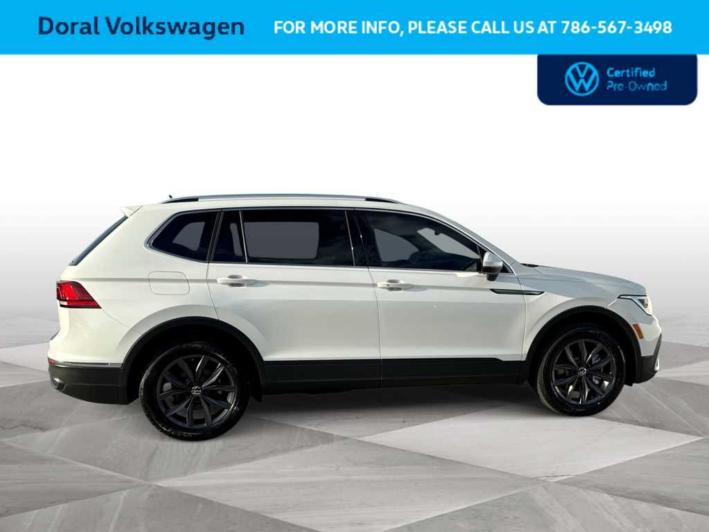 Thumbnail: 2023 Volkswagen Tiguan - 9