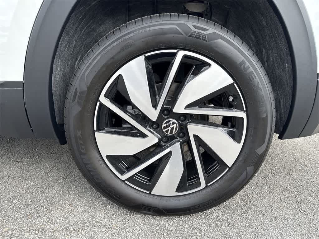 Thumbnail: 2026 Volkswagen Atlas - 10