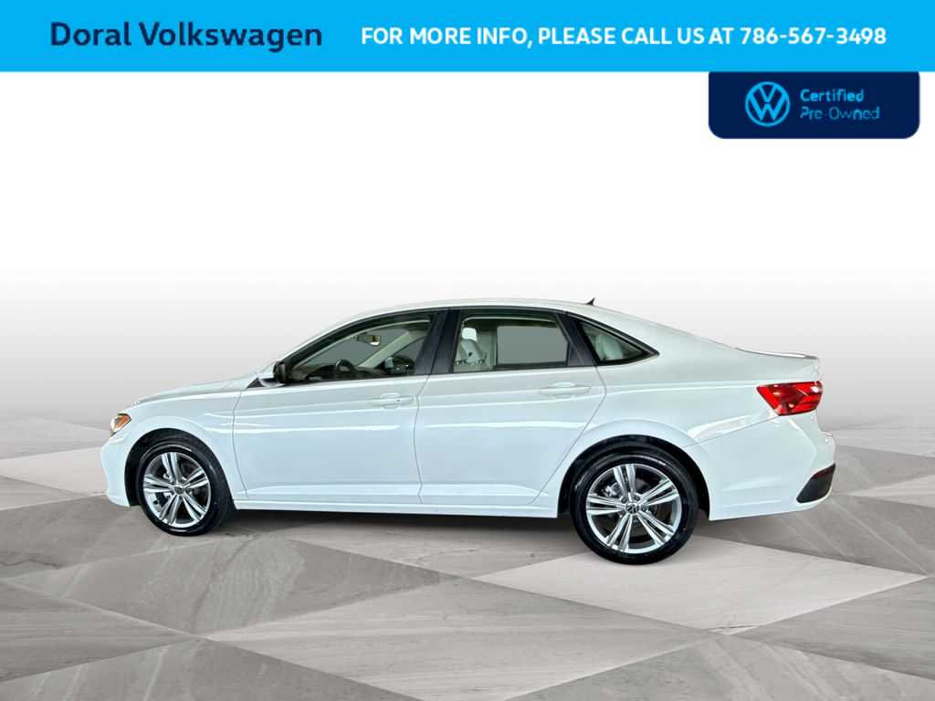 Thumbnail: 2024 Volkswagen Jetta - 5