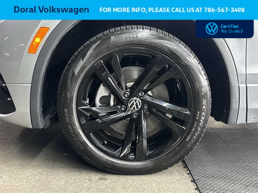 Thumbnail: 2023 Volkswagen Tiguan - 11